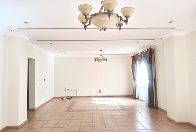 1002459 - Property Image 3