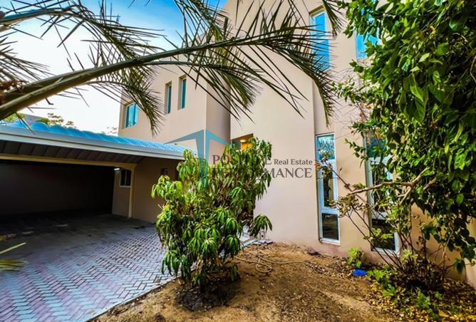 886560 - Property Image 3