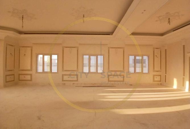944585 - Property Image 2