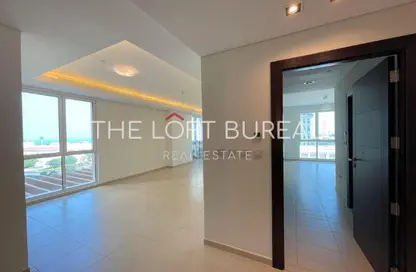 Apartment - 2 Bedrooms - 4 Bathrooms for rent in Viva West - Viva Bahriyah - The Pearl Island - Doha Apartment - 2 Bedrooms - 4 Bathrooms for rent in Viva West - Viva Bahriyah - The Pearl Island - Doha