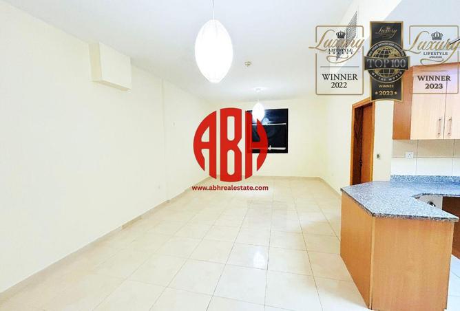 967434 - Property Image 3