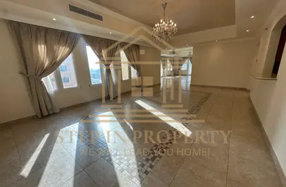 Apartment - 3 Bedrooms - 4 Bathrooms for rent in East Porto Drive - Porto Arabia - The Pearl Island - Doha