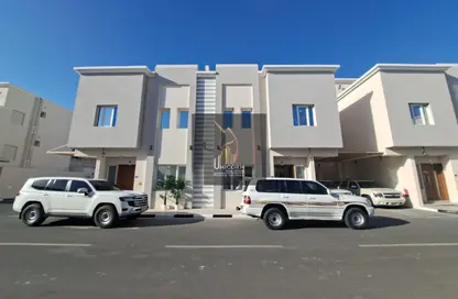 مجمع سكني - 7 غرف نوم - 8 حمامات للايجار في شارع المرخية - المرخية - الدوحة