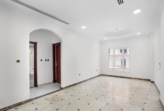 943920 - Property Main Image
