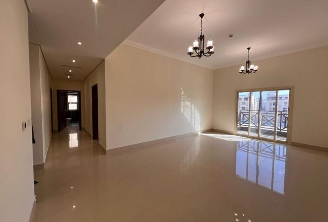 1001751 - Property Image 2