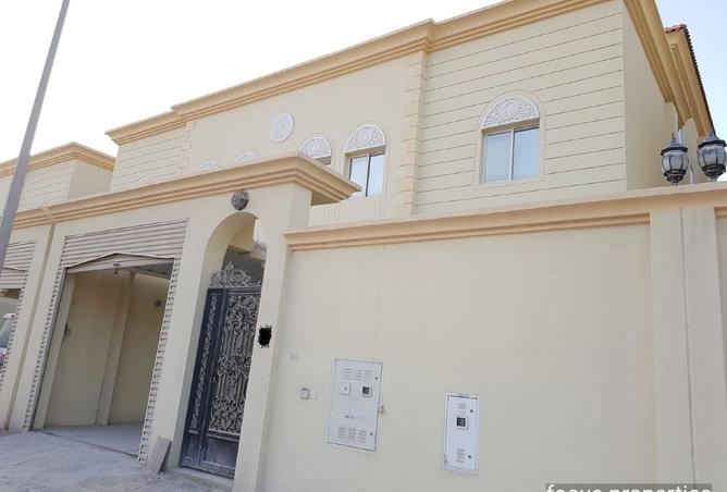 985902 - Property Image 3