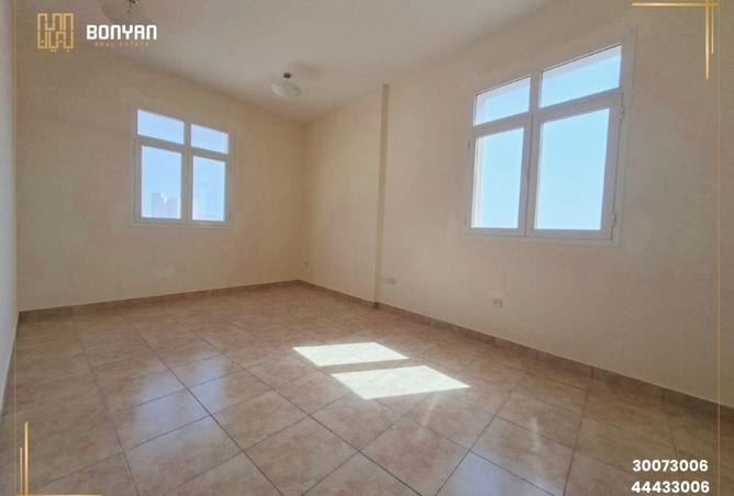 965678 - Property Image 2