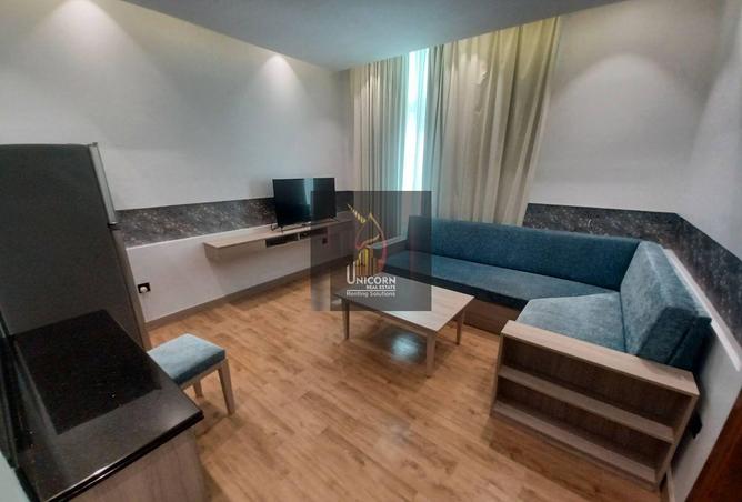 981440 - Property Image 2