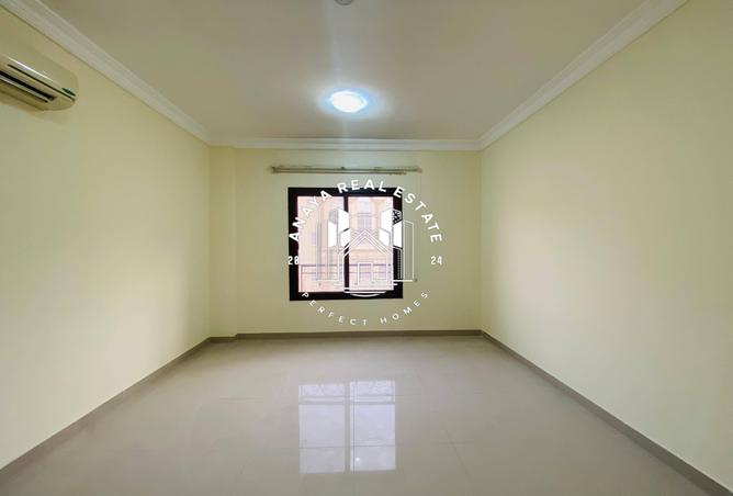 927235 - Property Image 3