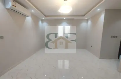 Apartment - 2 Bedrooms - 2 Bathrooms for rent in Old Airport Residential Apartments - Old Airport Road - Doha