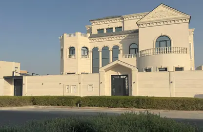 فيلا - 6 غرف نوم - 8 حمامات للبيع في مدينة اللسيل - الوسيل