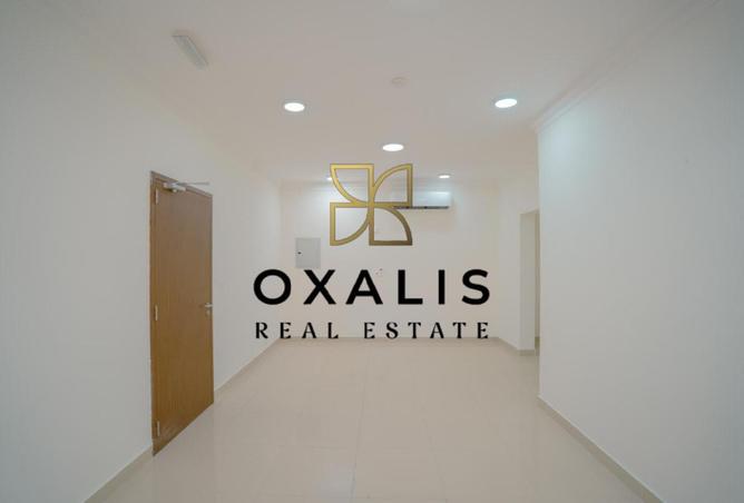948217 - Property Image 2