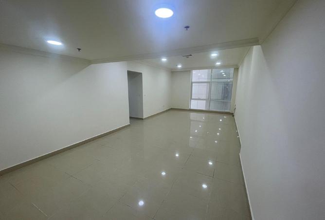 997443 - Property Image 3