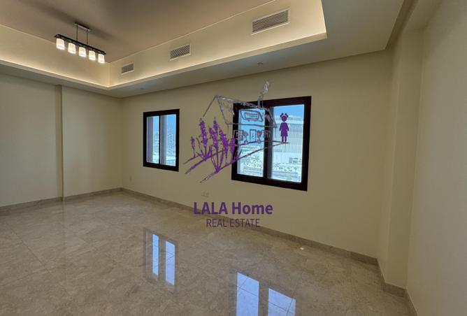 854788 - Property Image 2