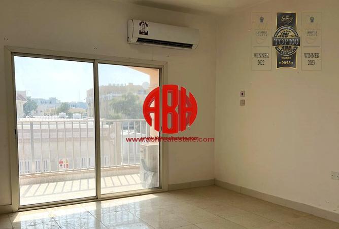 Apartment - 3 Bedrooms - 2 Bathrooms for rent in Ahmed Bin Majid Street - Al Messila - Doha
