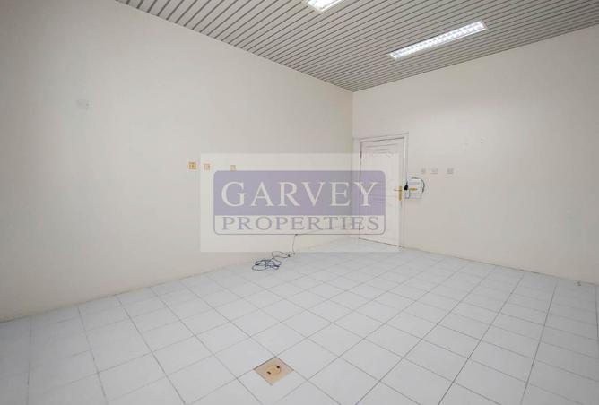 987468 - Property Main Image
