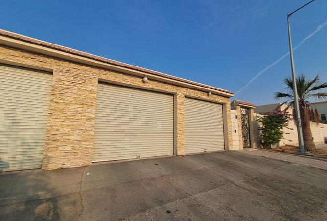 970748 - Property Image 2