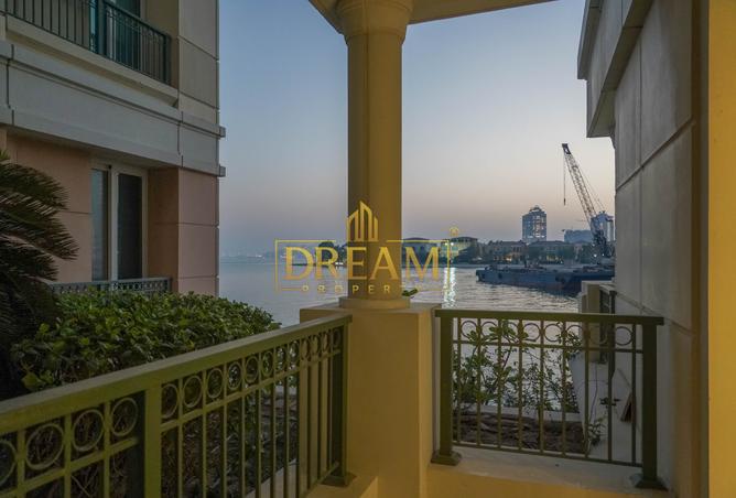867298 - Property Image 2