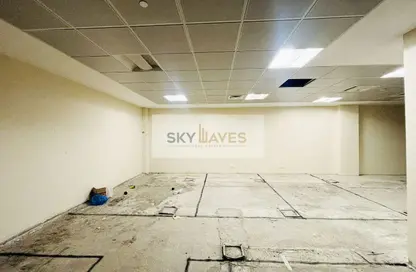 Office Space - Studio - 2 Bathrooms for rent in Al Nasr Street - Al Nasr - Doha