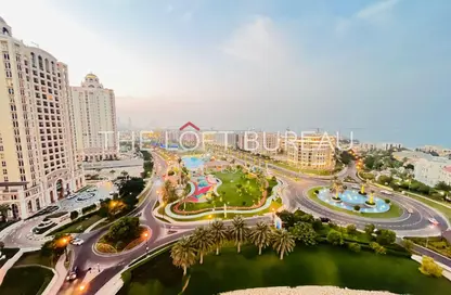 شقة - 2 غرف نوم - 4 حمامات للايجار في حدائق فلورستا - حدائق فلورستا - جزيرة اللؤلؤة - الدوحة