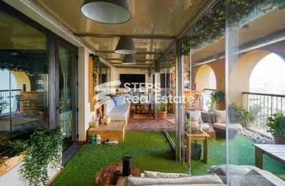 Apartment - 2 Bedrooms - 3 Bathrooms for sale in West Porto Drive - Porto Arabia - The Pearl Island - Doha