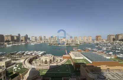 شقة - 3 غرف نوم - 4 حمامات للبيع في طريق بورتو الشرقي - بورتو أرابيا - جزيرة اللؤلؤة - الدوحة