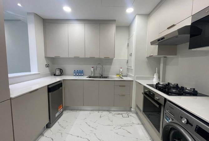 992139 - Property Image 3