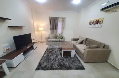 Apartment - 2 Bedrooms - 2 Bathrooms for rent in Al Sadd - Al Sadd - Doha