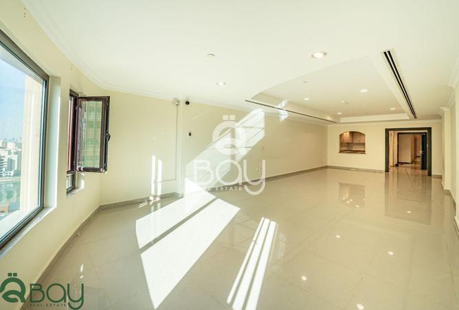 1002567 - Property Main Image