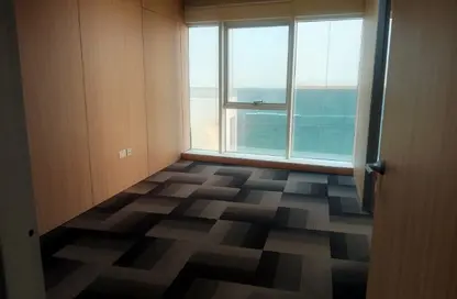 مساحات مكتبية - استوديو - 2 حمامات للايجار في سوق الدوحه - المرقاب الجديد - الدوحة