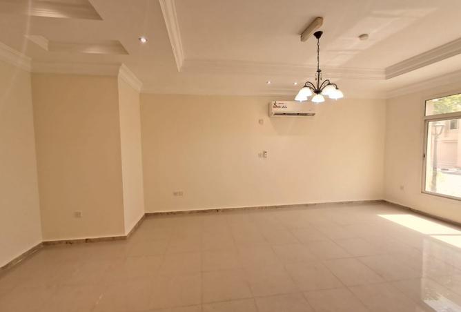 955659 - Property Image 3