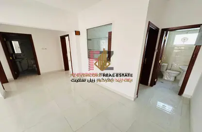 شقة - 3 غرف نوم - 2 حمامات للايجار في اللقطة - اللقطة - الدوحة