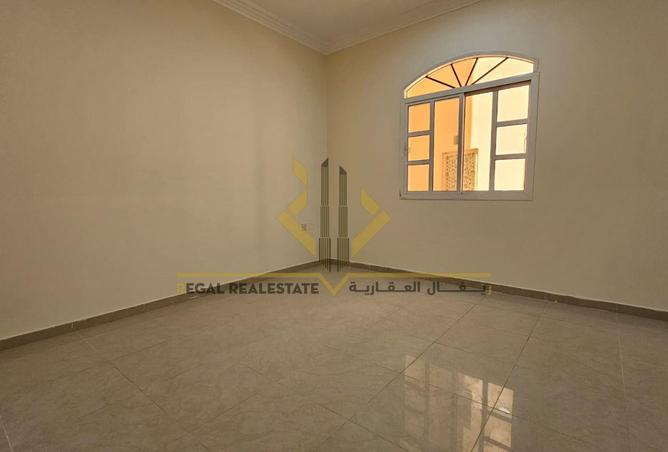 949457 - Property Image 2