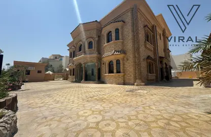 فيلا - 8 غرف نوم - 8 حمامات للايجار في إليمنت باي ويستن ويست باي الدوحة - الخليج الجنوبي - الخليج الغربي - الدوحة