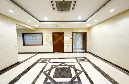 Office Space - Studio - 2 Bathrooms for rent in New Salata - Salata - Doha