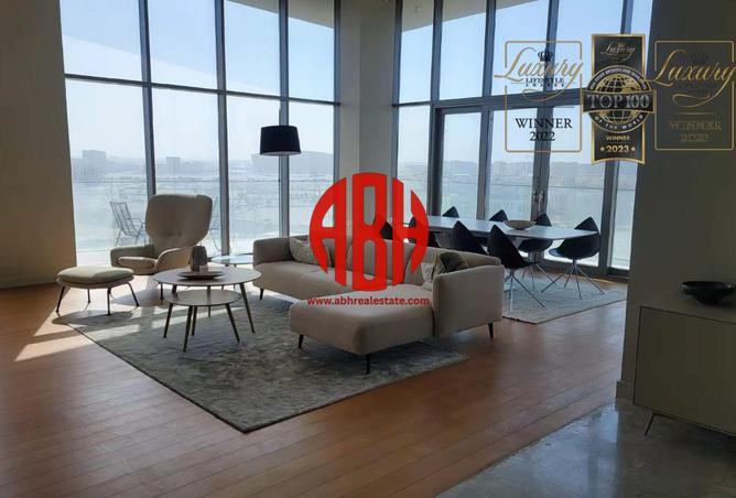 995928 - Property Image 2