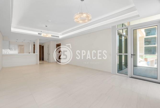 884287 - Property Image 2