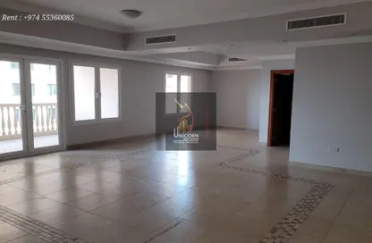 Apartment - 3 Bedrooms - 4 Bathrooms for rent in East Porto Drive - Porto Arabia - The Pearl Island - Doha