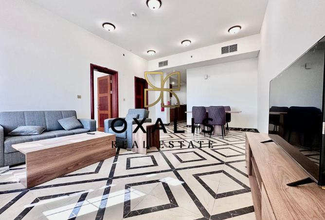 974259 - Property Image 2