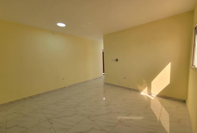 959146 - Property Image 2