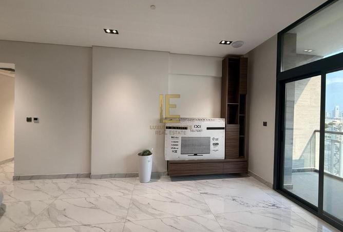 993841 - Property Main Image