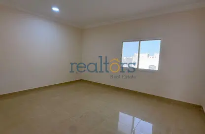 Compound - 4 Bedrooms - 4 Bathrooms for rent in Souk Al gharaffa - Al Gharrafa - Doha