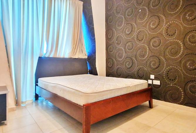 973706 - Property Image 2