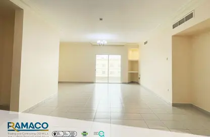 Apartment - 3 Bedrooms - 3 Bathrooms for rent in Al Sadd Road - Al Sadd - Doha