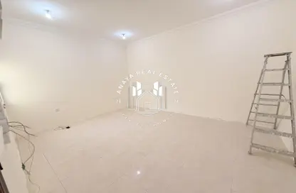 Apartment - 1 Bedroom - 1 Bathroom for rent in Ain Khalid Gate - Ain Khaled - Doha