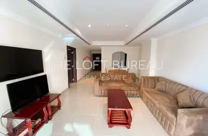Apartment - 1 Bedroom - 2 Bathrooms for rent in West Porto Drive - Porto Arabia - The Pearl Island - Doha