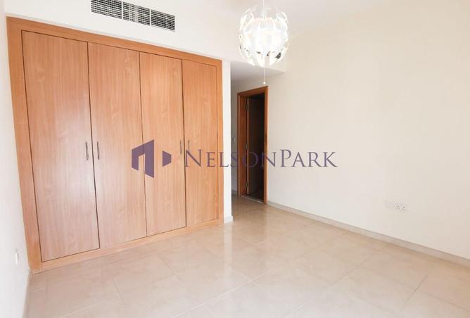 955268 - Property Image 3