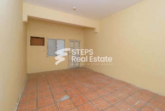971476 - Property Image 2