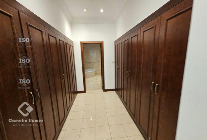 925709 - Property Image 3