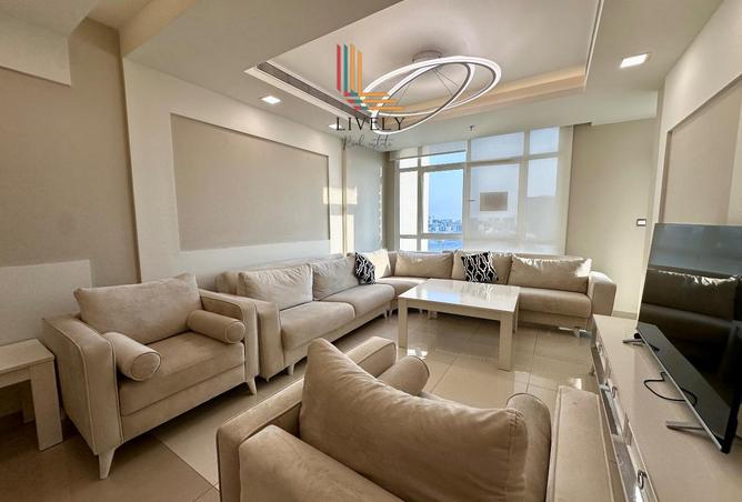 967033 - Property Image 2